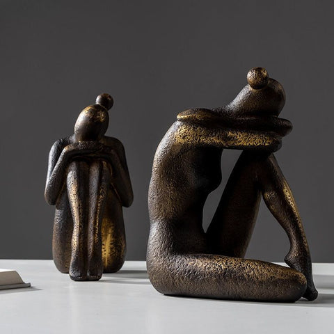 Statuetta Donna seduta 19 cm