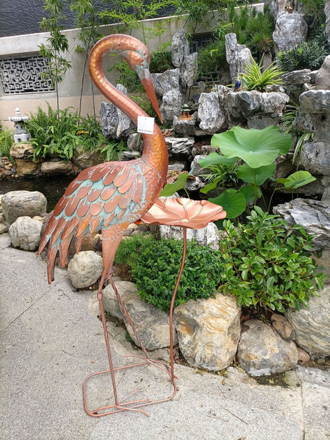 Statua di gru in metallo 106 cm