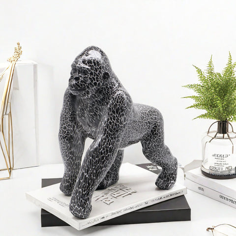 Statua gorilla in resina monocromatica 26 cm