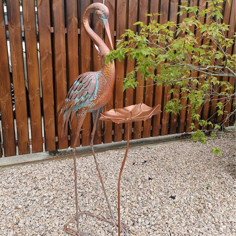 Statua di gru in metallo 106 cm