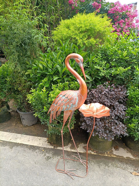 Statua di gru in metallo 106 cm