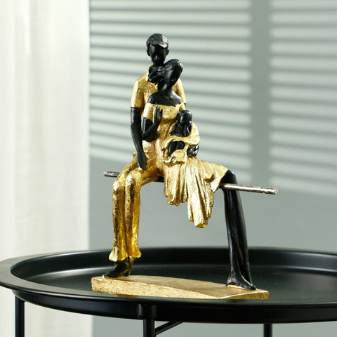 Scultura moderna di coppia