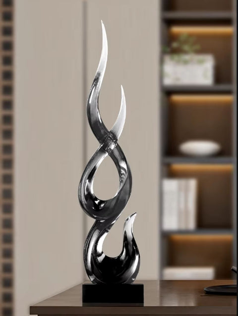 Scultura astratta in resina blu trasparente 67 cm
