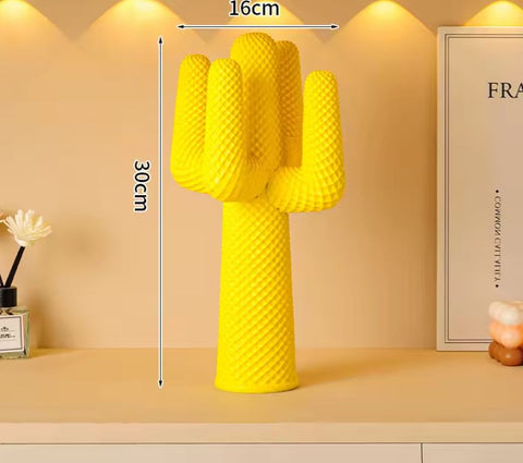 Statua di cactus in resina dal design giallo 30 cm