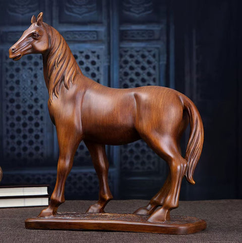 Scultura di cavallo in resina, finto legno, 36 cm
