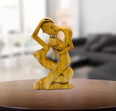 Statua coppia abbraccio in legno 23 cm