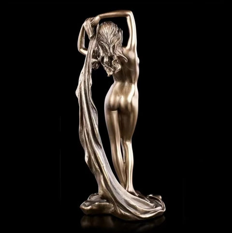Statua di donna nuda 22 cm
