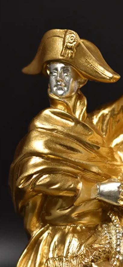 Statua di Napoleone su cavallo d'oro 28 cm