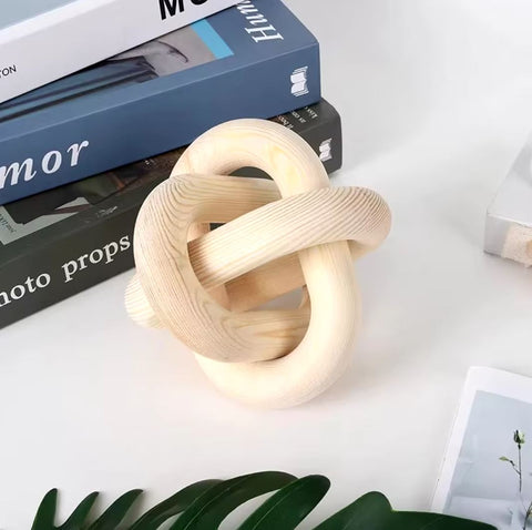 Statua di nodo in legno in stile nordico 15 cm