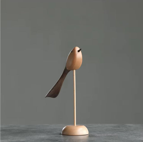 Uccello in legno dal design nordico 24 cm