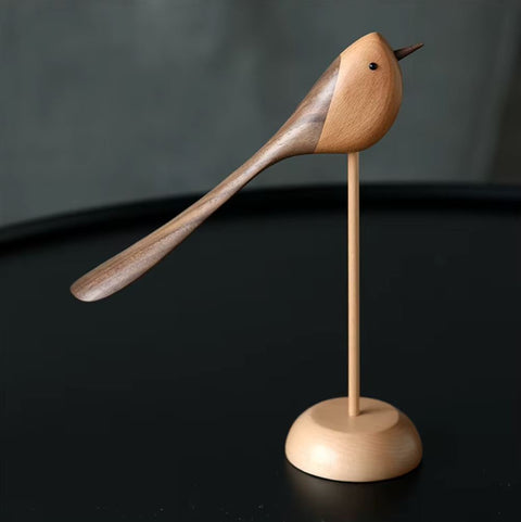 Uccello in legno dal design nordico 24 cm