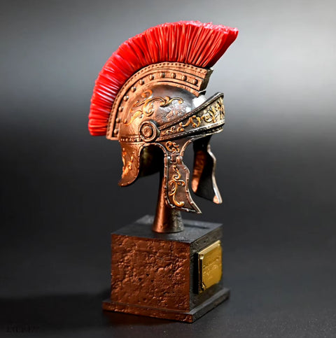Statua decorativa con elmo romano 13 cm