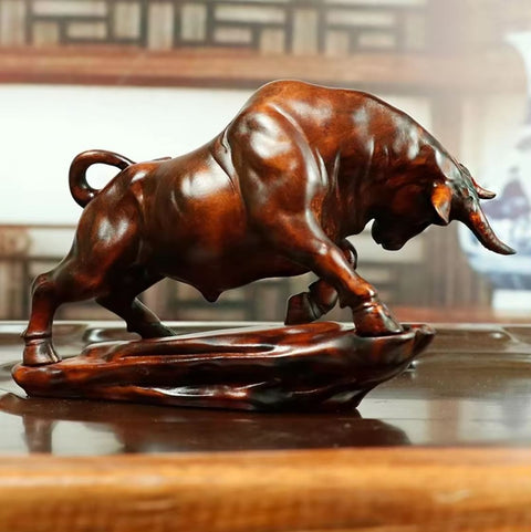 Toro in legno massello 9 cm