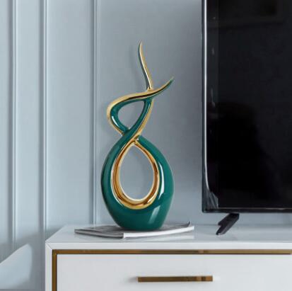 Scultura astratta<br> Abbraccio d'oro