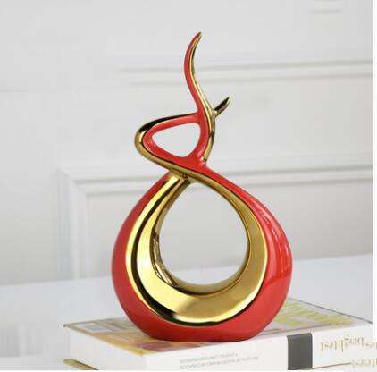 Scultura astratta<br> Abbraccio d'oro