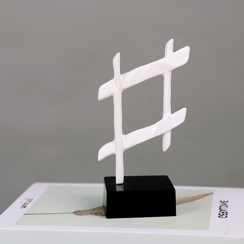 Scultura Contemporanea<br> Progettazione di note musicali