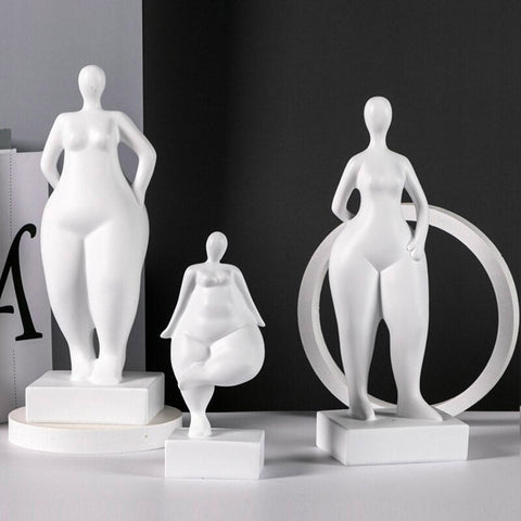 Statua di donna<br> Scultura di donna grassa