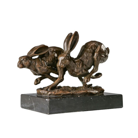 Scultura in bronzo di coniglio