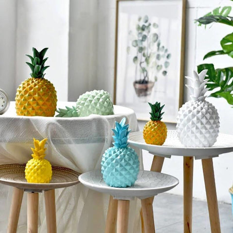 Scultura Contemporanea<br> Estate all'ananas