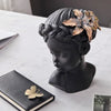Statua di donna<br> Angelo e farfalla moderni