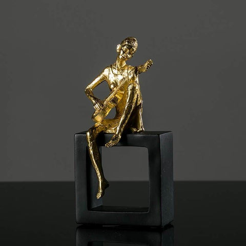 Statua di donna<br> Disegno Musicista 20 cm