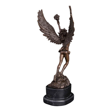 Scultura in bronzo<br> Statua della Dea Nike 36 cm