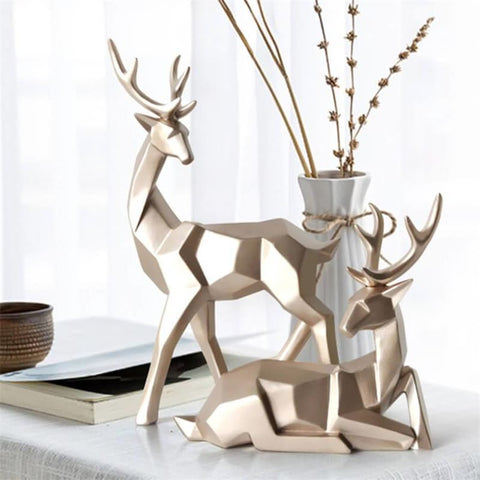 Statua del cervo<br> Cerbiatta origami (due elementi)