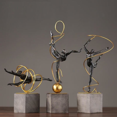 Statua di donna<br> Modello ginnasta 49/29/58 cm