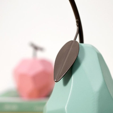 Scultura moderna<br> Origami di pere e mele
