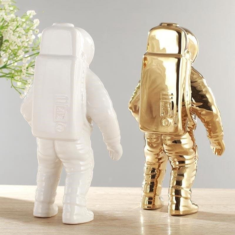Statua dell'astronauta | Statua dell'Omega– Omega Statue