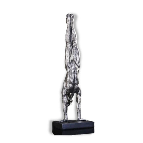 Statua dell'uomo<br> Ginnasta retrò